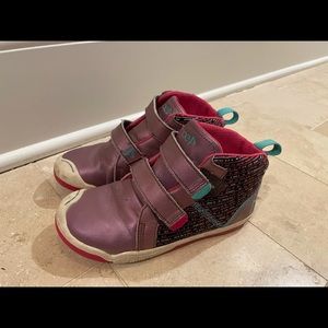 Girls Max Plae Hightops Size 1